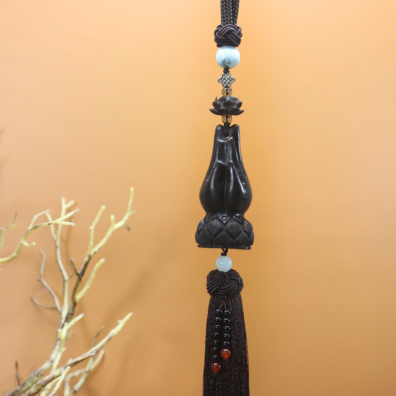 day-treo-o-to-phong-thuy-kien-that-tam-hiep-chuong