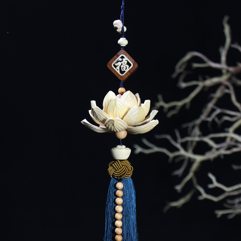 day treo xe o to chu phuc ngo lien hoa