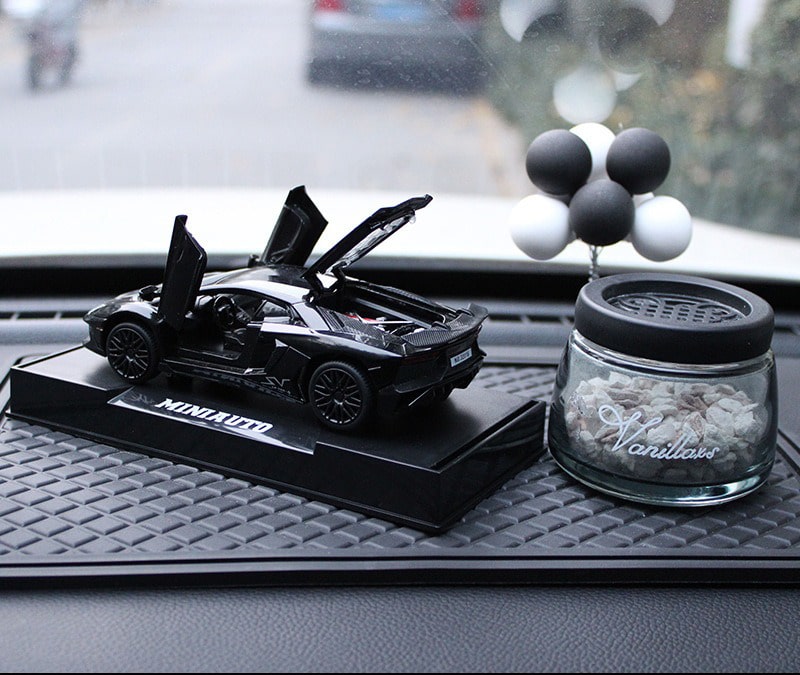 decor-xe-hoi-mo-hinh-oto-kim-loai