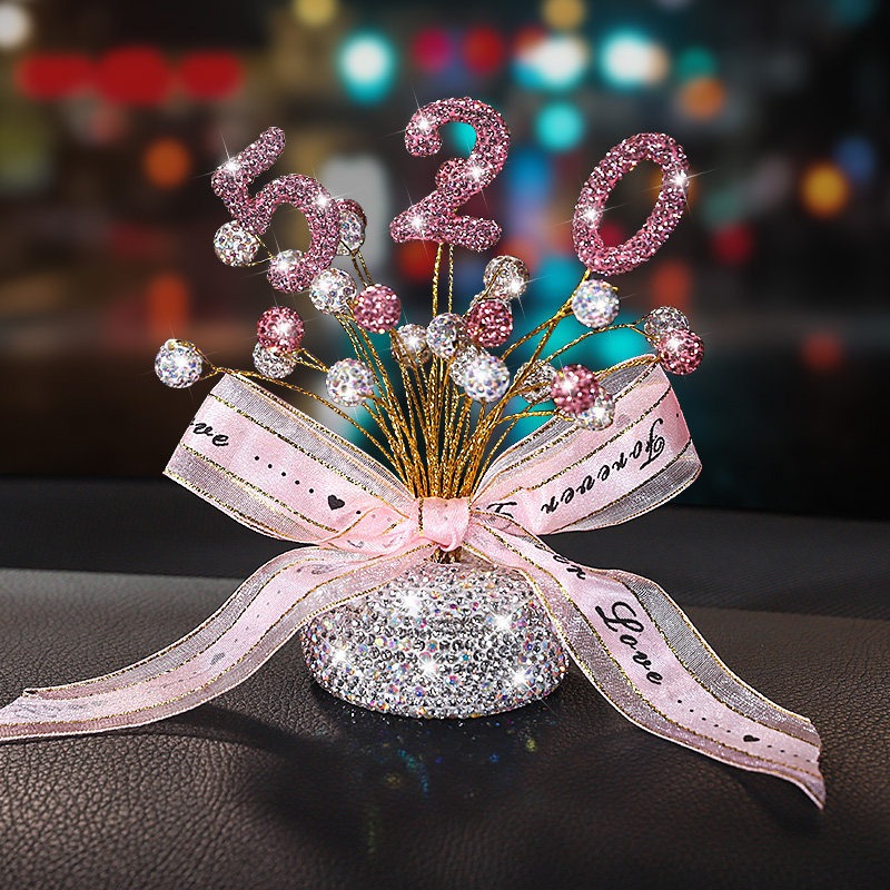 do trang tri xe hoi dep