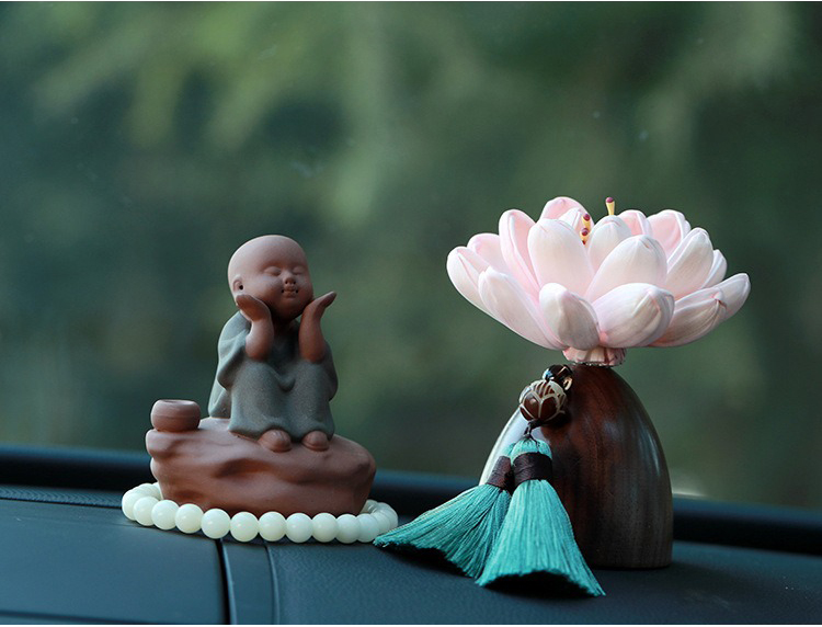 tuong phat ben dai sen de oto