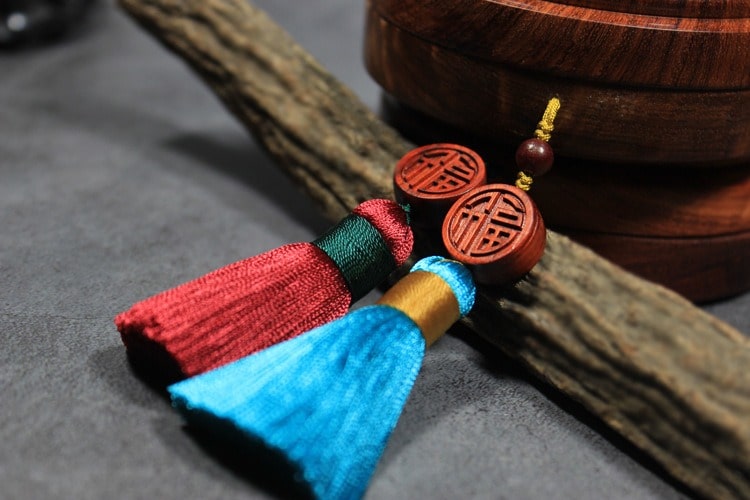 hop-nuoc-hoa-xe-hoi bang go