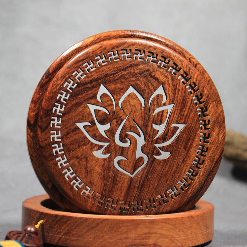 hop-nuoc-hoa-xe-hoi bang go