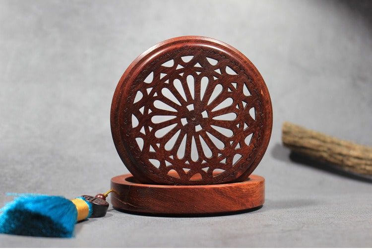 hop-nuoc-hoa-xe-hoi bang go