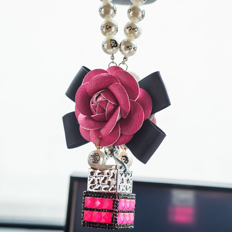 khanh-treo-o-to-ket-hop-lam-nuoc-hoa