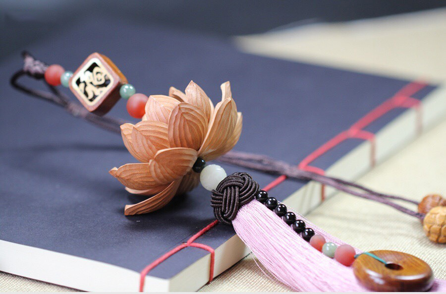 khanh treo xe o to chu phuc