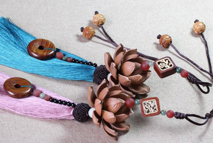 khanh treo xe o to chu phuc