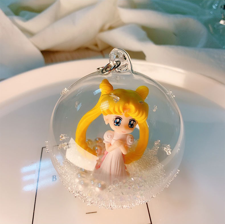 khanh-treo-xe-oto-bong-thuy-tinh-de-thuong-dep-mat-cho-xe-hoi