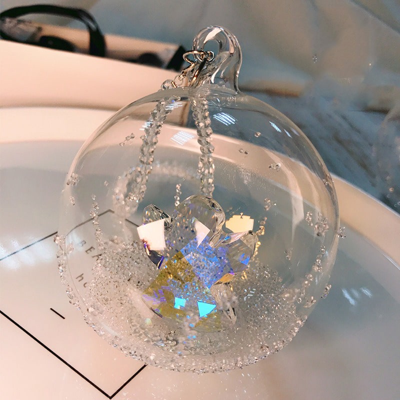 khanh-treo-xe-oto-bong-thuy-tinh-de-thuong-dep-mat-cho-xe-hoi