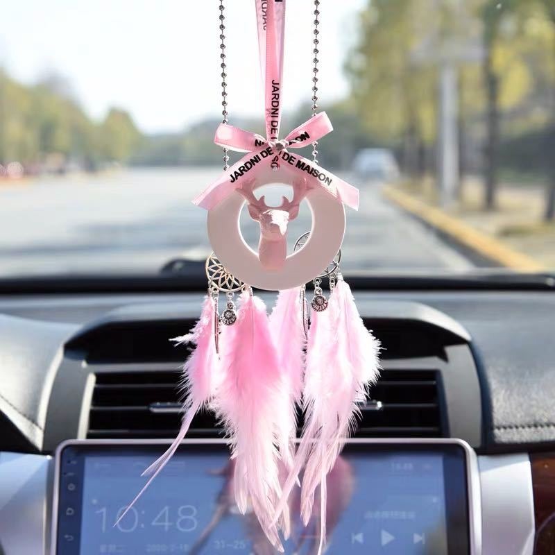 khanh-treo-xe-oto-huou-ket-hop-dreamcatcher