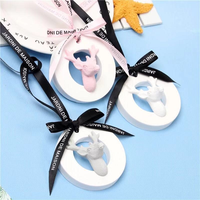 khanh-treo-xe-oto-huou-ket-hop-dreamcatcher