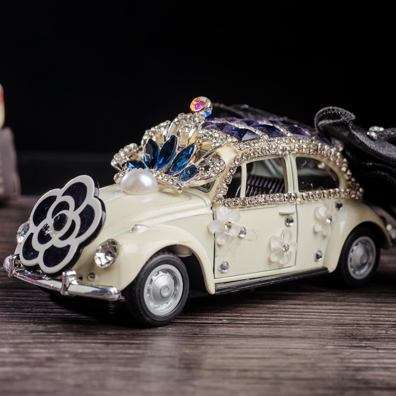 mo-hinh-o-to-bang-kim-loai