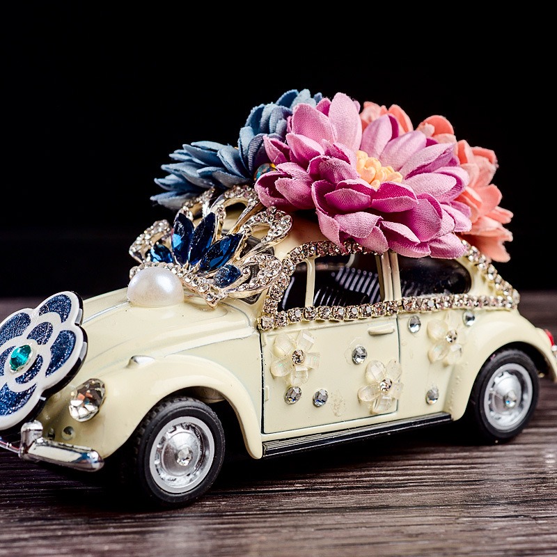 mo-hinh-o-to-bang-kim-loai