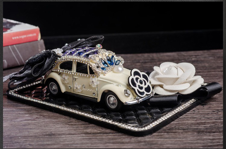 mo-hinh-o-to-bang-kim-loai