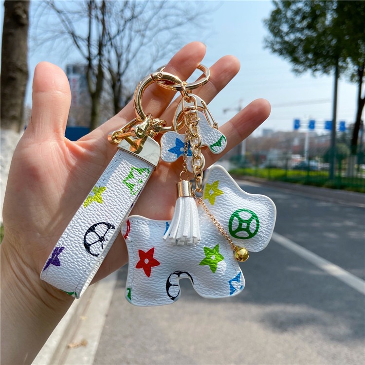 moc-chia-khoa-xe-cun-con