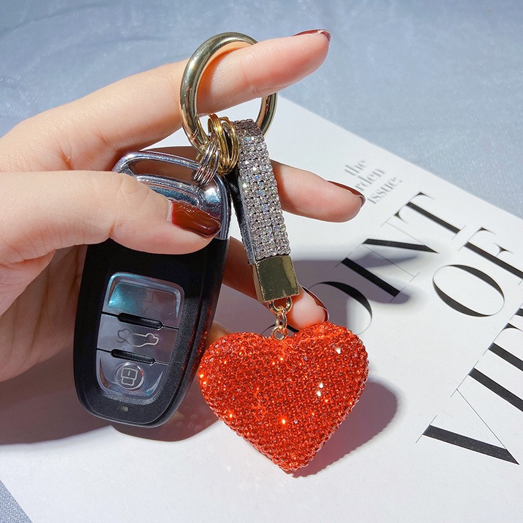 moc-chia-khoa-xe-hinh-trai-tim