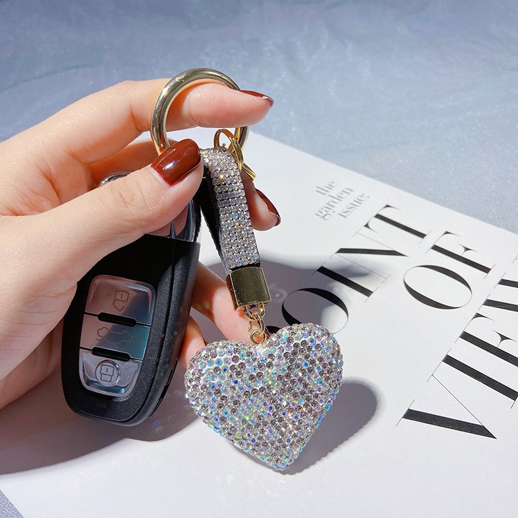 moc-chia-khoa-xe-hinh-trai-tim