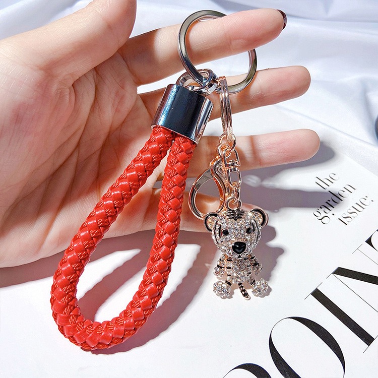 moc-khoa-dep-hinh-ho-con