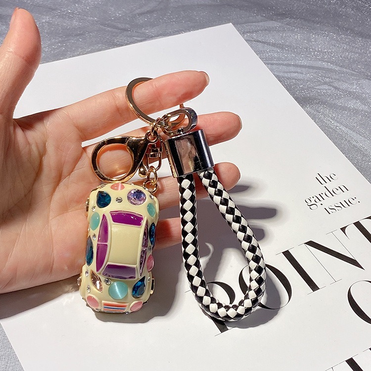 moc-khoa-dep-hinh-oto