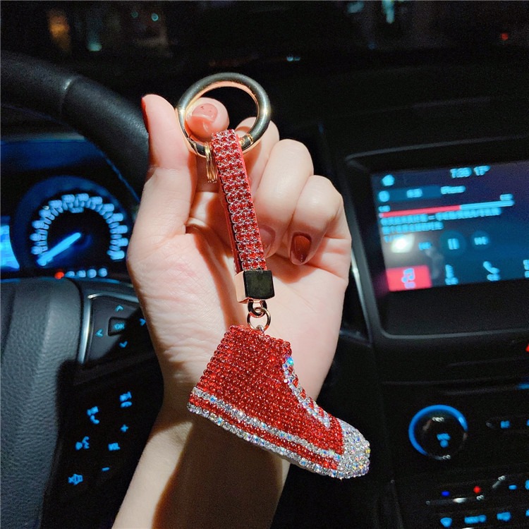 moc-khoa-hinh-chiec-giay