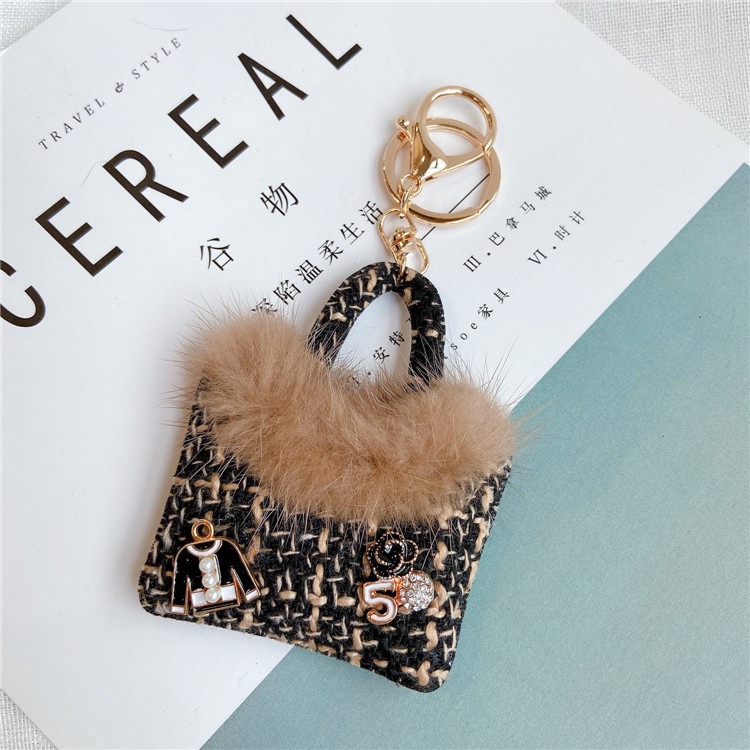 moc-khoa-hinh-tui-chanel