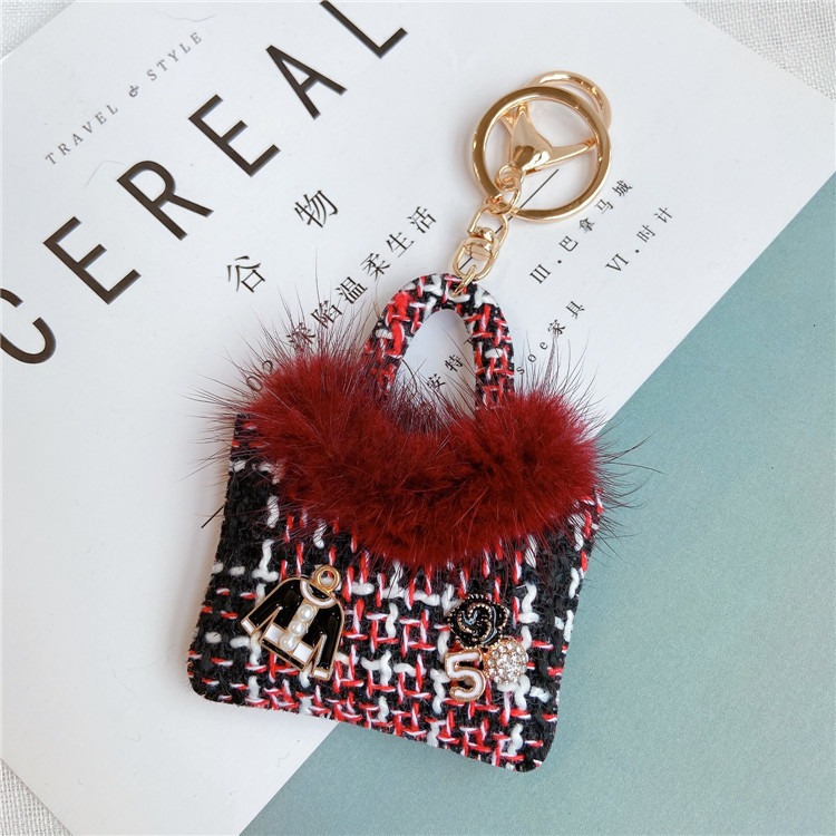 moc-khoa-hinh-tui-chanel