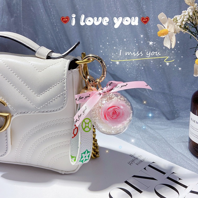 moc-khoa-oto-qua-cau-pha-le-hoa-bat-tu