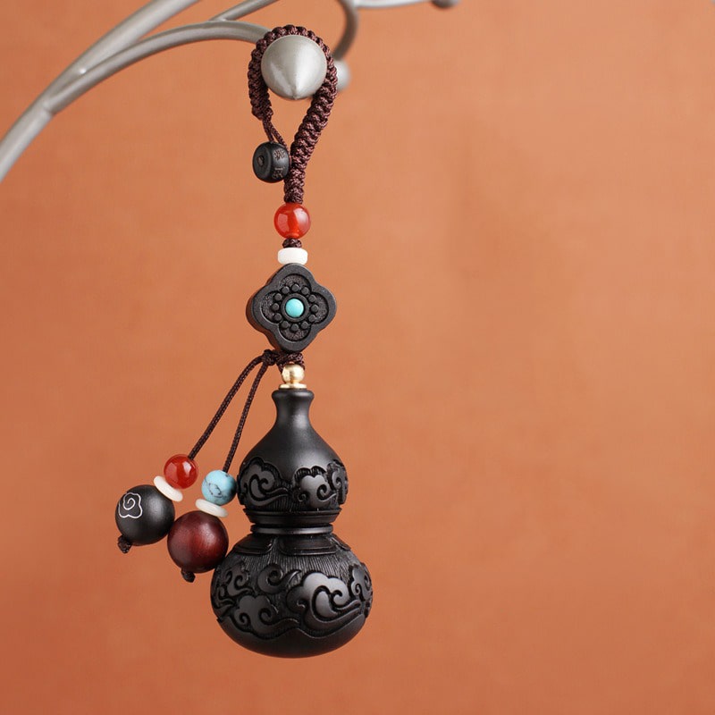 moc-khoa-phong-thuy-bau-ho-lo