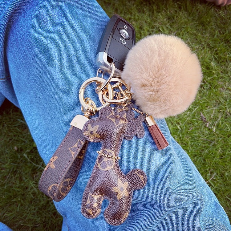 moc-khoa-xe-hinh-huou