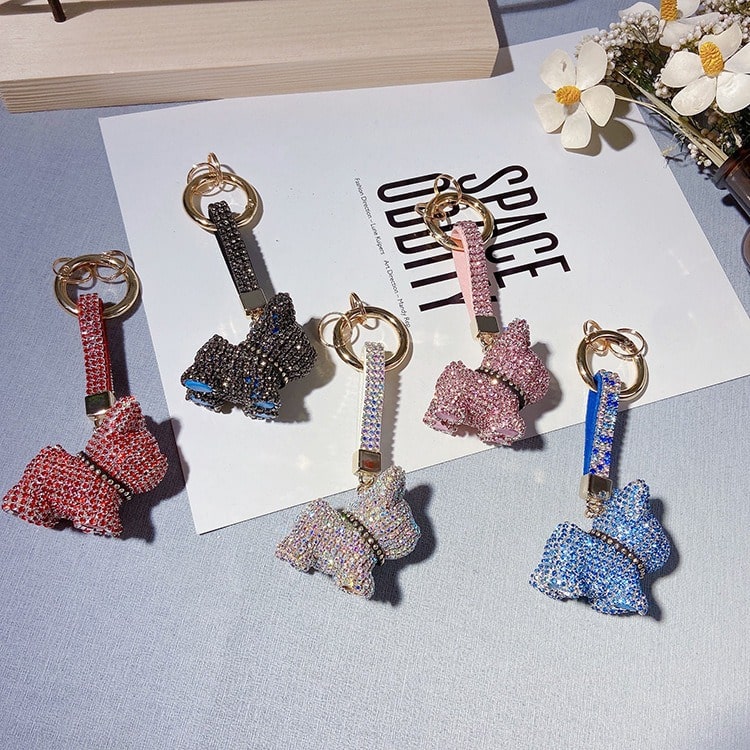 moc-khoa-xe-hoi-hinh-cun-con