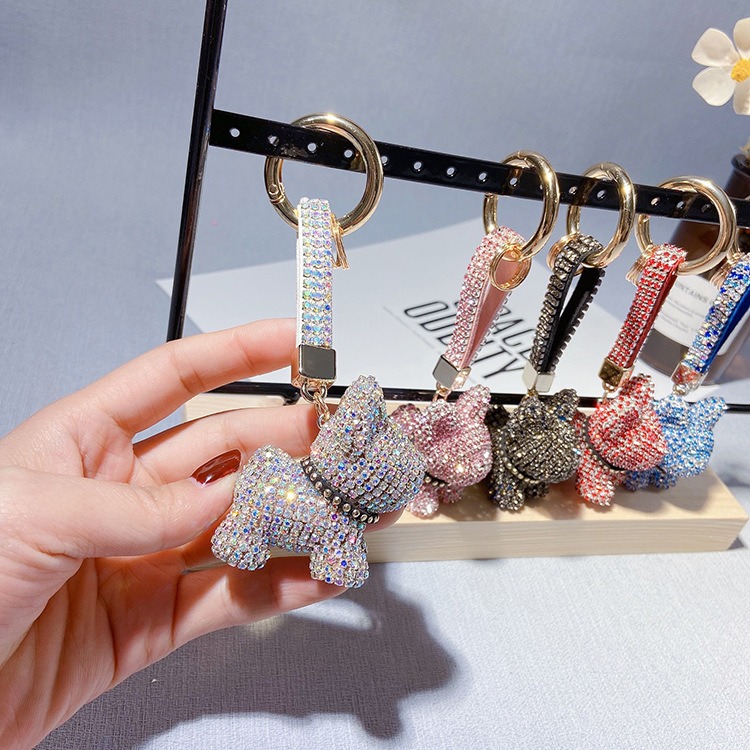 moc-khoa-xe-hoi-hinh-cun-con