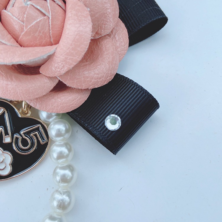 moc-khoa-xe-hoi-hoa-tra