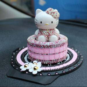 nuoc-hoa-o-to-hinh-hello-kitty