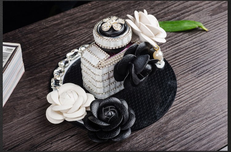 nuoc hoa xe oto trang tri 