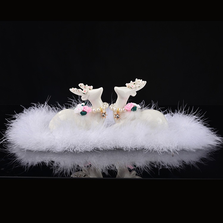 phu-kien-trang-tri-oto-huou