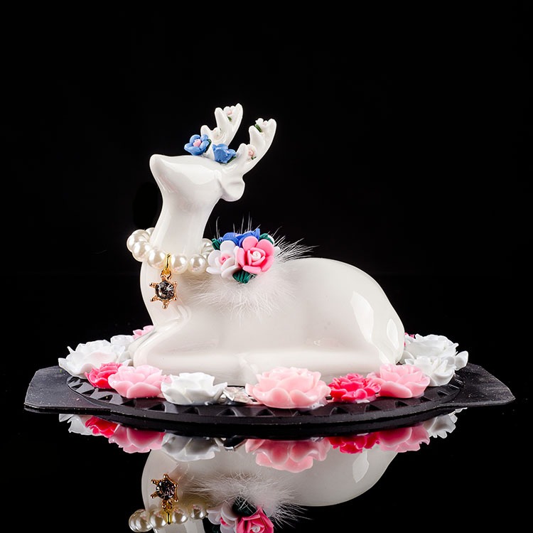 phu-kien-trang-tri-oto-huou