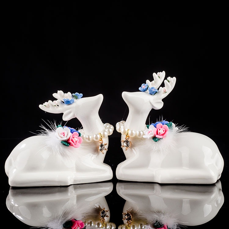 phu-kien-trang-tri-oto-huou