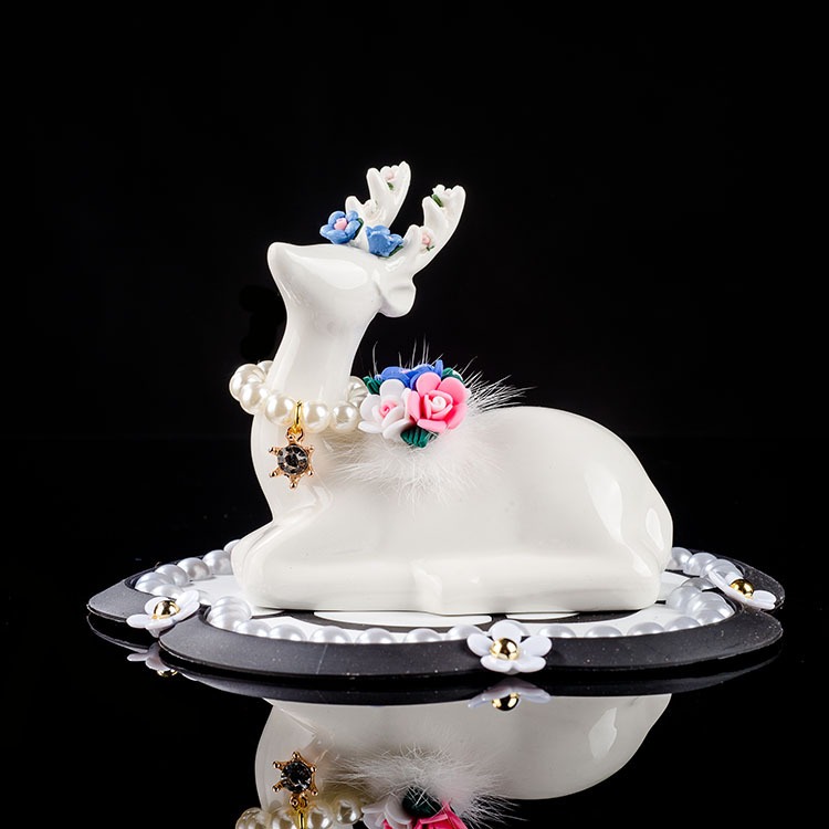 phu-kien-trang-tri-oto-huou