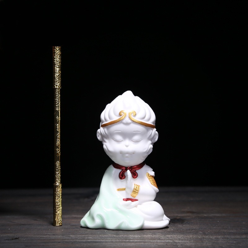 phu-kien-trang-tri-oto-monkey-king