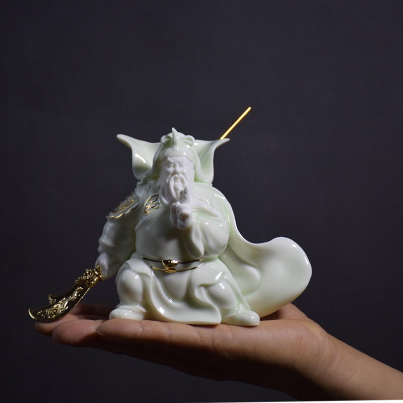 phu-kien-trang-tri-oto-tuong-quan-cong