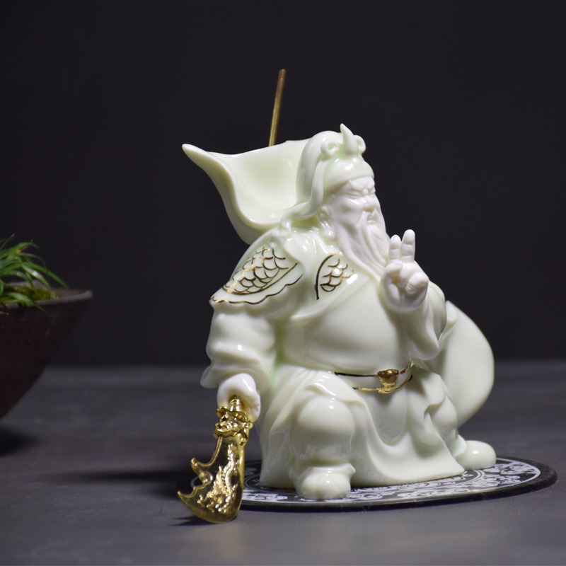 phu-kien-trang-tri-oto-tuong-quan-cong