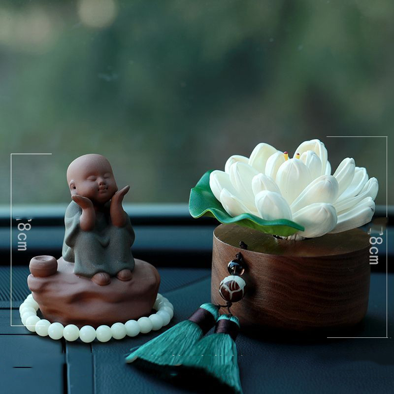 tuong phat ben dai sen de oto