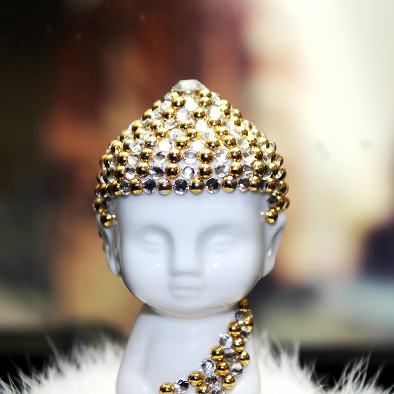 tuong-phat-de-xe-oto