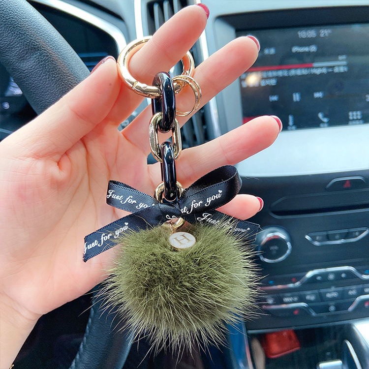 Móc khóa cục bông xinh xắn