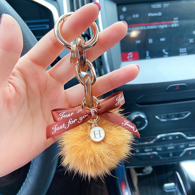 Móc khóa cục bông xinh xắn