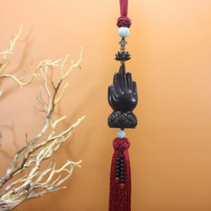 Dây treo ô tô phong thủy "Kiên thật tâm hiệp chưởng"