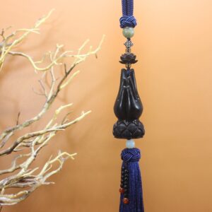 Dây treo ô tô phong thủy "Kiên thật tâm hiệp chưởng"