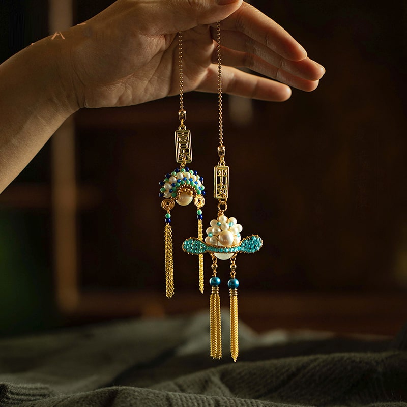 Khánh Treo Xe Song Hỷ Tình Nhân